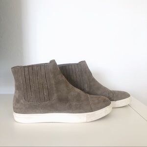 Steve Madden Karrlton High-Top Suede Taupe Sneaker